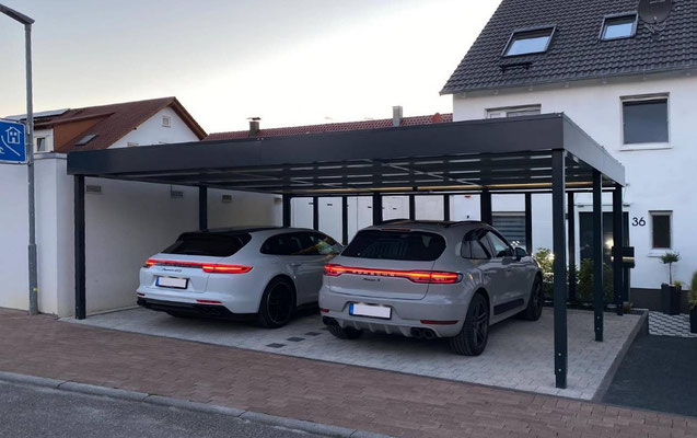 Beispiel-Nr. STC-31 Besonders breites Doppelcarport von 7,03m freitragend. Behindertengerecht oder auch z.B. für 2 PKW plus Motorrad