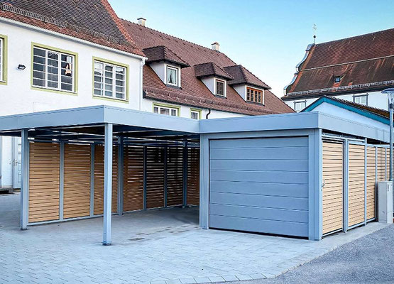 Beispiel-Nr. CG16   CG Carport-Garage in Verbindung mit einer offenen Carportanlage, Ausführung im RAL-Sonderfarbton