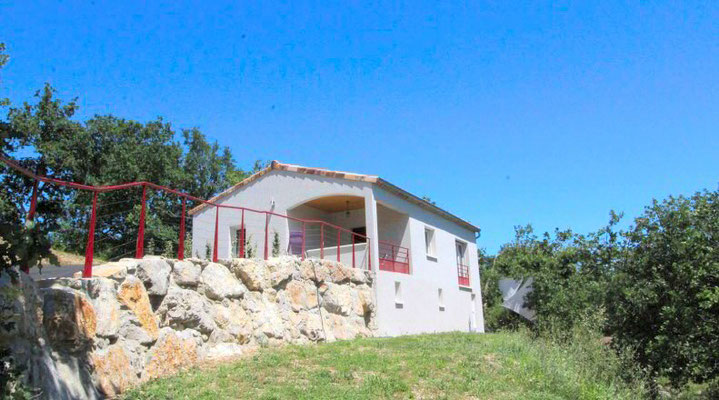 Modern gîte in southern Ardèche
