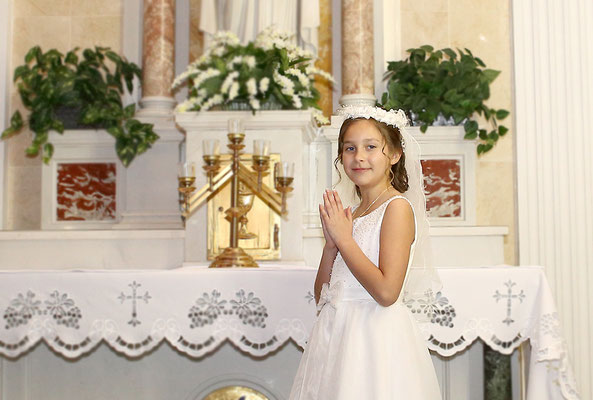First Holy Communion photo session.  Photographer PA, NJ, NY Gosia & Steve Tudruj 215-837-6651 www.momentsinlifephoto.com Specializing in wedding photography, events, portrait maternity, newborn, kids, family, beauty and specialty photo sessions