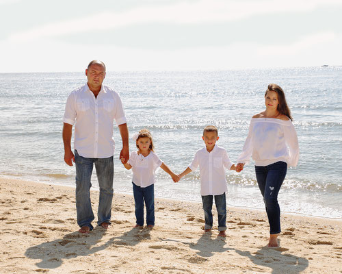 Family. Beach photo session. Summer photo sessions. If you are interested, please message me. Photographer Port St. Lucie Florida- Gosia & Steve Tudruj 215-8376651 www.momentsinlifephoto.com