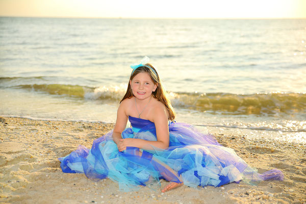 Beach photo sessions. Vacation, summer, ocean photo session.  If you are interested, please message me. Photographer Port St. Lucie Floryda. Gosia & Steve Tudruj 215-837-6651 www.momentsinlifephoto.com