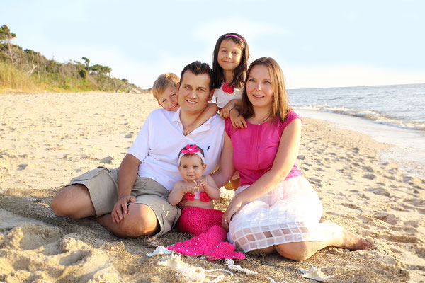 Beach photo sessions along the Jersey shore during the summer of 2017. Sessions start from June to September. If you are interested, please message me. Photographer - Gosia & Steve Tudruj 215-8376651 www.momentsinlifephoto.com