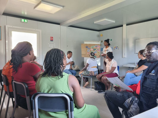 Participantes qui utilisent l'outil "bonnes ou mauvaises raisons" pour aborder les relations sexuelles et le consentement