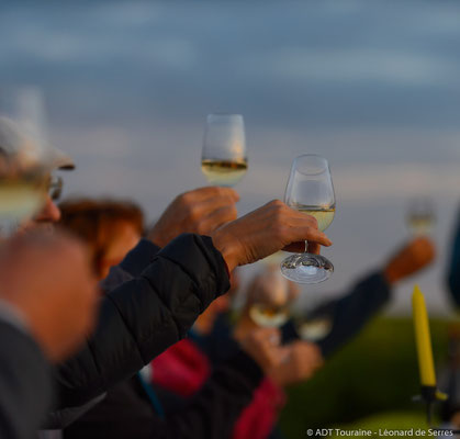 Rendez-Vous-dans-les-Vignes-visite-guidee-insolite-vignoble-degustation-vin-oenologie-Touraine-Vallee-Loire-Vouvray-Amboise-Tours