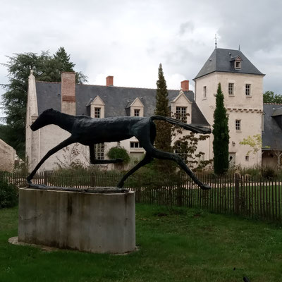 musee-promenade-louis-derbre-cellettes-val-de-loire-sculpture-visite-degustation