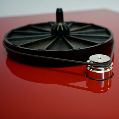 Rega Planar Plattenspieler