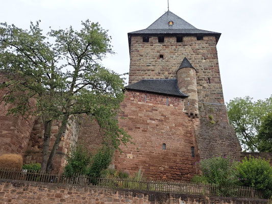 Bergfried Burgruine Nideggen