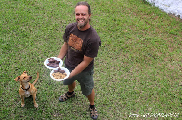 FRISCH GEGRILLTES VON UNSEREN GUATEMALTEKISCHEN NACHBARN