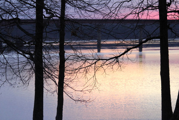 MORGENSTIMMUNG AM RIVER