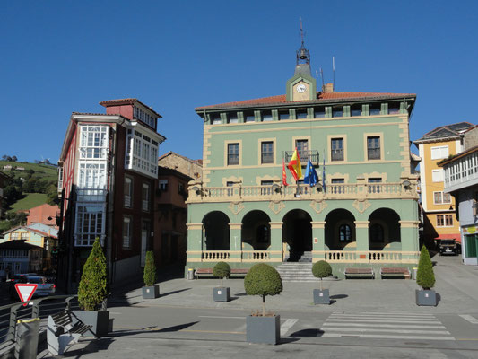 Tineo - Rathaus