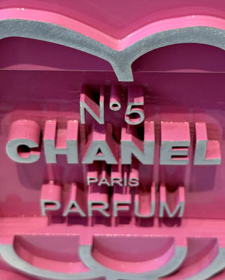 ÉLÉGANCE PARISIENNE ESTHÉTIQUE