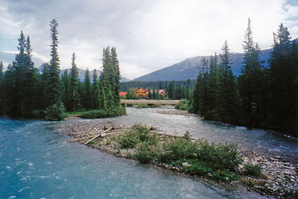 Bow River, Lake Louise Village