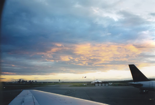 Calgary International Airport, vor dem Abflug nach Heathrow, London