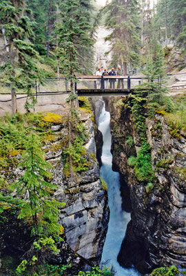 Maligne Canyon
