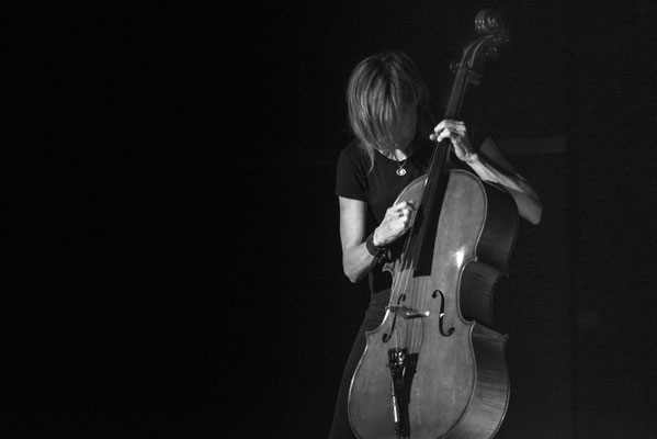 Helen Money live at Atomino Club Chemnitz, September 2017
