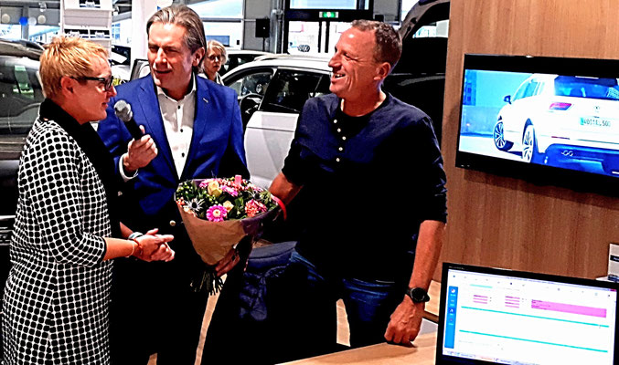 Verkoopstimulerende live-presentatie op Automotive Sales Event bij Auto Borchwerf Roosendaal - Volkswagen-Audi-SEAT-SKODA