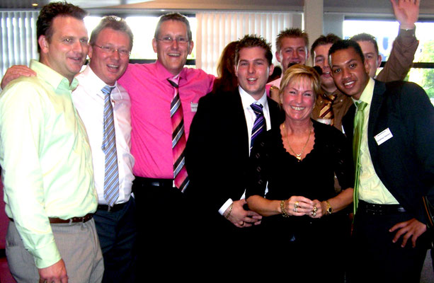 Automotive Sales Event - Autobedrijf Troost Hellevoetsluis - KIA - 151 verkochte auto's in 1 weekend