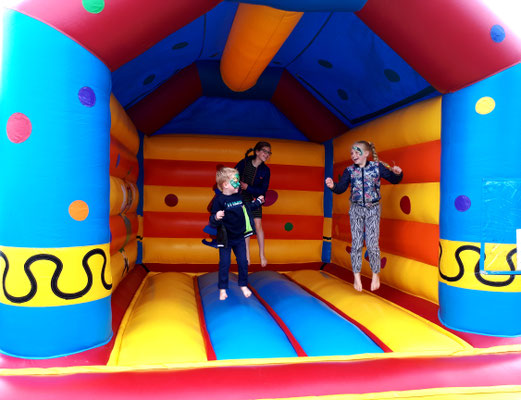 Kids Entertainment - Automotive Sales Event - Van den Udenhout Helmond - Volkswagen-Audi-SEAT-ŠKODA