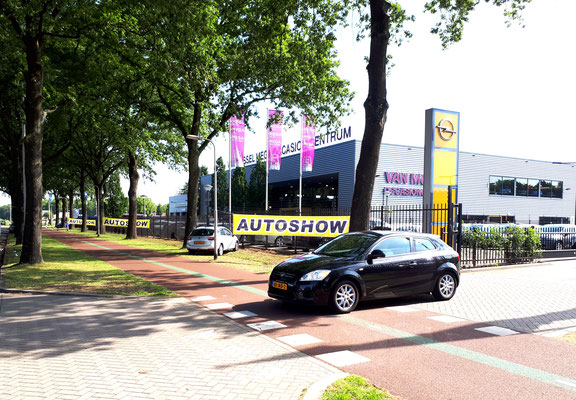Automotive Sales Event - Van Mossel Mega Occasion Centrum Tilburg - 90 verkochte auto's in 1 weekend