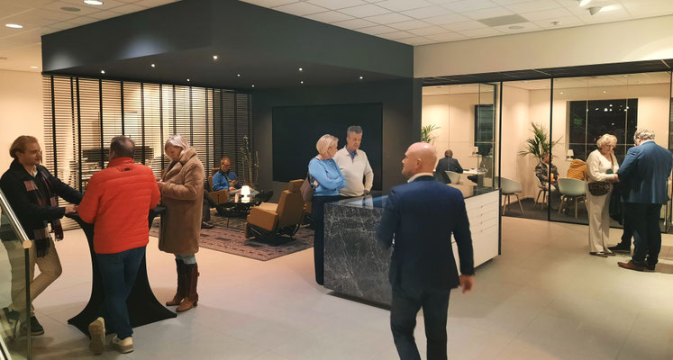 Automotive Sales Event bij Van Roosmalen Veldhoven, officieel dealer van Volvo, Polestar, Lynk & CO - november 2025 - 45 verkochte auto's in 1 weekend