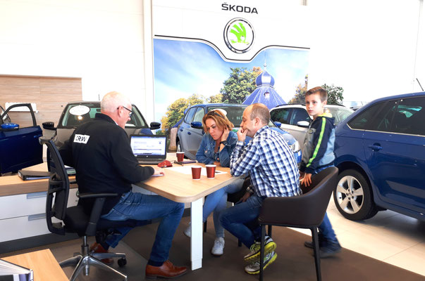Automotive Sales Event - Van Tilburg-Bastianen Breda - Volkswagen-Audi-SEAT-ŠKODA - 71 verkochte auto's