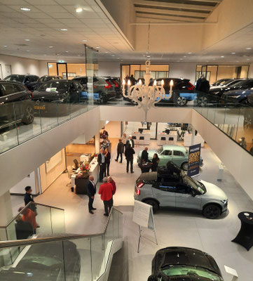 Automotive Sales Event - Van Roosmalen Veldhoven - officieel merkdealer van Volvo, Polestar, Lynk & Co - november 2025- 45 verkochte auto's in 1 weekend