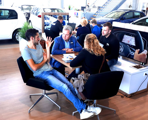 Automotive Sales Event - Van Tilburg-Bastianen Breda - Volkswagen-Audi-SEAT-ŠKODA - 71 verkochte auto's in 1 weekend 