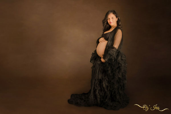 Oz' Iris Photoraphe basé dans l' aveyron ( Millau, Creissels, Saint Georges de Luzençon, Aguessac, Comprégnac,Rivière sur Tarn, ...) Photographie d' Iris, de Portrait et de Familles