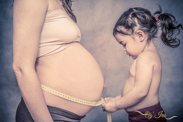 Oz' Iris Photoraphe basé dans l' aveyron ( Millau, Creissels, Saint Georges de Luzençon, Aguessac, Comprégnac,Rivière sur Tarn, ...) Photographie d' Iris, de Portrait et de Familles