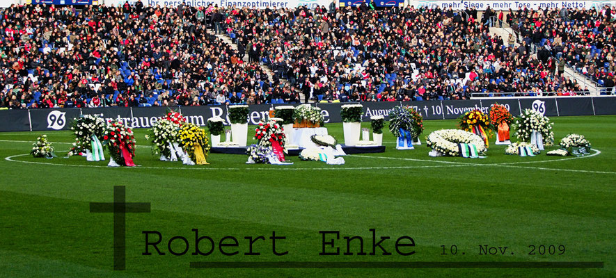 Trauerfeier für Robert Enke in der AWD Arena- Foto by Mirko Klisch