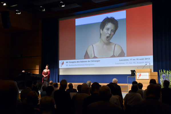  Manuela Garrido, Sopran, Auftritt am Auslandschweizerkongress 2012 in Lausanne