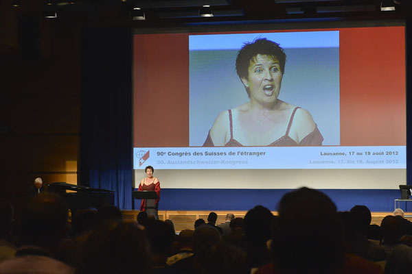 Manuela Garrido, Sopran, Auftritt am Auslandschweizerkongress 2012 in Lausanne