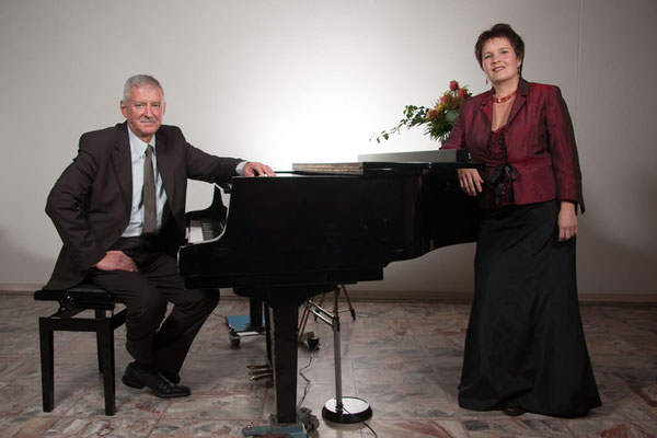 Manuela Garrido, Sopran und Bruno Wyss, Piano