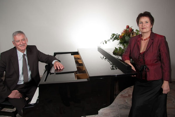 Manuela Garrido, Sopran und Bruno Wyss, Piano