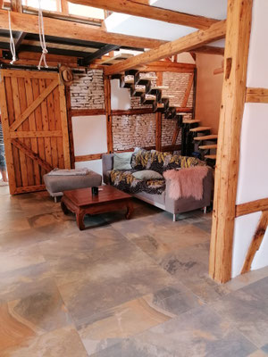 Fliesen Fur Innen Aussen Kuche Bad Terrasse Cerit Fliesen Aus Feldkirchen Westerham Couch (4) wohnzimmer ideen modern bilder (4) wohnzimmer ideen wandgestaltung tapete (4) wohnzimmer ideen weisse fliesen (4) wohnzimmer mit grosser fensterfront einrichten (4). cerit fliesen aus feldkirchen westerham