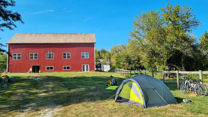 Berry Barn Campground in Mt Vernon