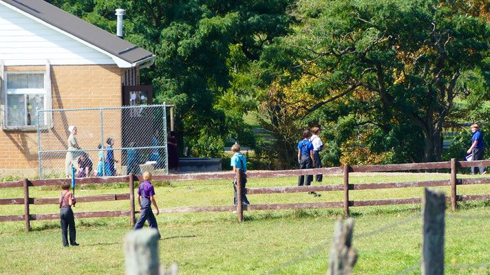 Pausenplatz einer Amish-Schule
