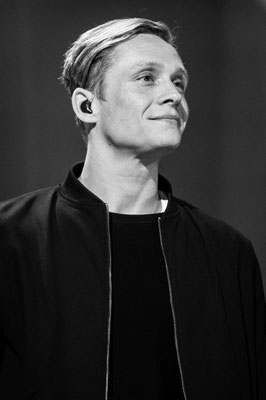 Matthias Schweighöfer in der Berliner Verti Music Hall, Foto: Dirk Pagels, Fotograf in Teltow, Kleinmachnow, Stahnsdorf, Potsdam, Berlin, Bundes- Weltweit