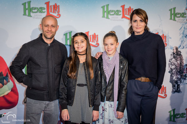 Filmpremiere von "Hexe Lilli rettet Weihnachten". Mit Hedda Erlebach, Aleyna Obid, Anja Kling und Jürgen Vogel, Foto: Dirk Pagels, Fotograf in Teltow, Kleinmachnow, Stahnsdorf, Potsdam, Berlin, Bundes- Weltweit