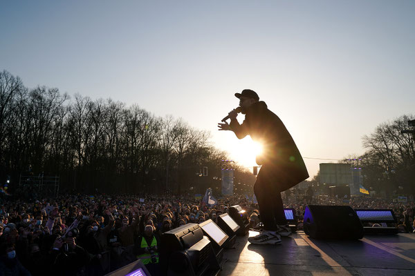 Mark Forster beim Sound of Peace am Brandenburger Tor Berlin, Foto: Dirk Pagels, Fotograf in Teltow, Kleinmachnow, Stahnsdorf, Potsdam, Berlin, Bundes- Weltweit