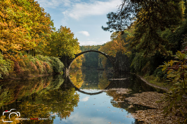 Spiegelung der Rakotzbrücke in Kromlau, Foto: Dirk Pagels, Fotograf in Teltow, Kleinmachnow, Stahnsdorf, Potsdam, Berlin, Bundes- Weltweit