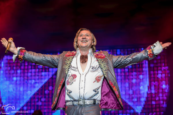 Dieter Thomas Kuhn und Band am 25.8.2018 in der Waldbühne Berlin, Foto: Dirk Pagels, Fotograf in Teltow, Kleinmachnow, Stahnsdorf, Potsdam, Berlin, Bundes- Weltweit