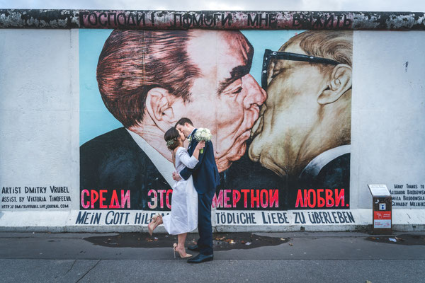 Hochzeit in Berlin, East Side Galerie 2021, Foto: Dirk Pagels, Hochzeitsfotograf in Teltow, Kleinmachnow, Stahnsdorf, Potsdam, Berlin, Bundes- Weltweit