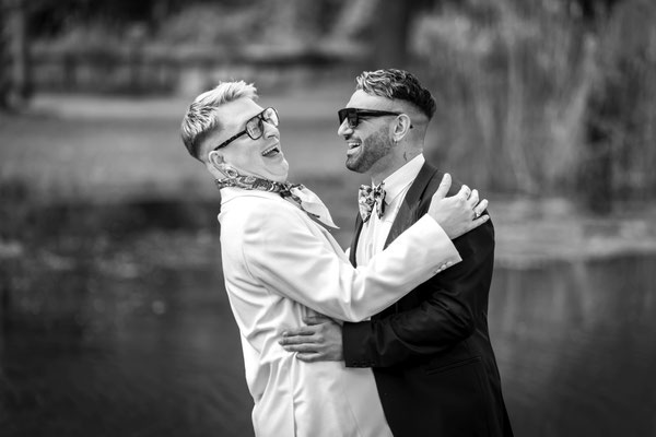 Love is beautiful- in all it's forms.., Hochzeit auf Schloss Diedersdorf, Foto: Dirk Pagels, Hochzeitsfotograf in Teltow, Kleinmachnow, Stahnsdorf, Potsdam, Berlin, Bundes- Weltweit