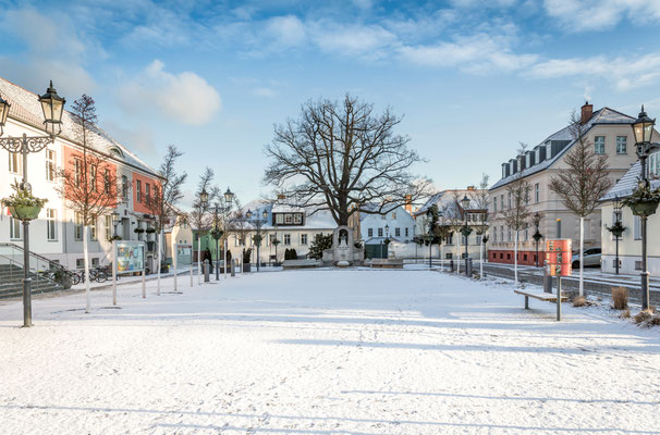 Der schneebedeckte Marktplatz Teltow im Winter, Foto: Dirk Pagels, Fotograf in Teltow, Kleinmachnow, Stahnsdorf, Potsdam, Berlin, Bundes- Weltweit