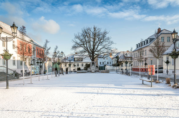 Der schneebedeckte Marktplatz Teltow im Winter, Foto: Dirk Pagels, Fotograf in Teltow, Kleinmachnow, Stahnsdorf, Potsdam, Berlin, Bundes- Weltweit