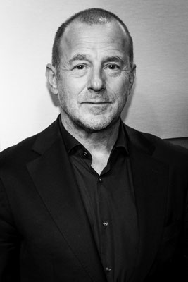 Heino Ferch, bei der Preisverleihung von Aktenzeichen XY am 20.11.2019 in Berlin, Foto: Dirk Pagels, Fotograf in Teltow, Kleinmachnow, Stahnsdorf, Potsdam, Berlin, Bundes- Weltweit