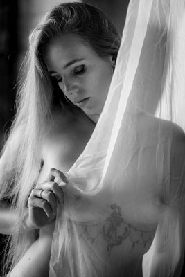 Sensual Shooting Anni, Teltow, September 2023, Foto: Dirk Pagels, Peoplefotograf in Teltow, Kleinmachnow, Stahnsdorf, Potsdam, Berlin, Bundes- Weltweit