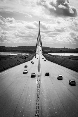 Die Pont de Normandie zwische Le Havre und Honfleur, Frankreich, Foto: Dirk Pagels, Fotograf in Teltow, Kleinmachnow, Stahnsdorf, Potsdam, Berlin, Bundes- Weltweit